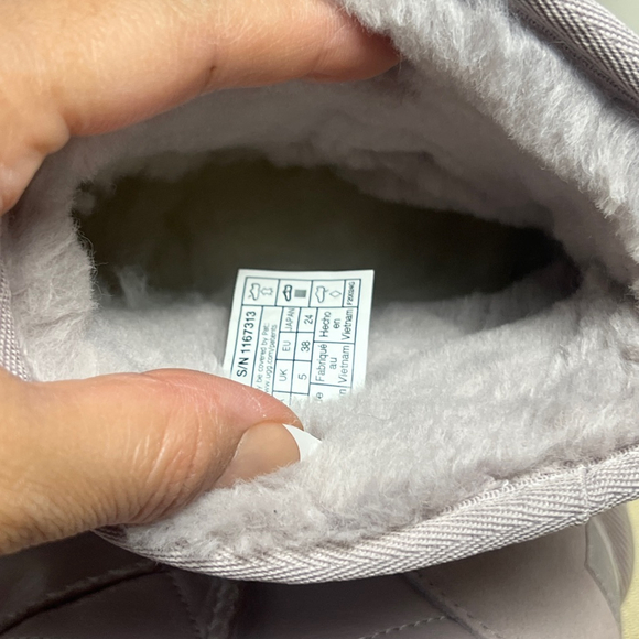 lacender purple Uggs Classic mini pearlizes boot - Picture 5 of 13